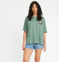 Load image into Gallery viewer, Baggie Tee II Winter Moss
