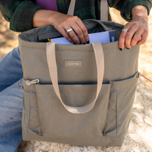 Load image into Gallery viewer, Recess Tote Backpack 19L - Mulled Basil
