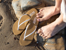 Load image into Gallery viewer, Fiesta - Women's Sandal Tan/White
