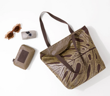 Load image into Gallery viewer, Aloha PoolSide Reversible Tote in Luster/Coconut

