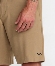 Load image into Gallery viewer, Sport Course Chino Short Coyote
