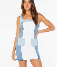 Load image into Gallery viewer, Sami Dress White Sky Denim Wash
