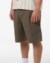 Load image into Gallery viewer, O'Riginals Dockside Utility 21" Shorts bungee cord
