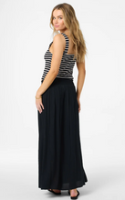Load image into Gallery viewer, Tryston Midi Skirt Black
