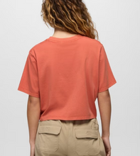 Load image into Gallery viewer, Everyday Botanical Crop Graphic Tee Lychee
