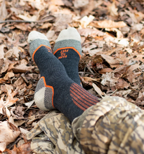 Load image into Gallery viewer, Aberdeen Light Cushion MID CALF Large
