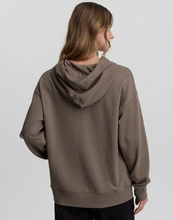 Load image into Gallery viewer, Sunrise Relaxed Hoodie clay meteorite black
