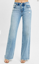 Load image into Gallery viewer, Everyday Denim Lt Wash Tummy Control
