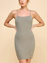 Load image into Gallery viewer, Sunshine Breeze Dress
