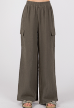 Load image into Gallery viewer, Cargo Beach Pants Olive
