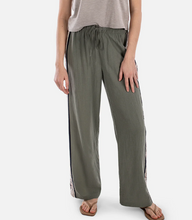 Load image into Gallery viewer, Montauk Pant - Agave

