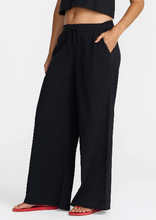 Load image into Gallery viewer, New Yume Wide Leg Pants Black
