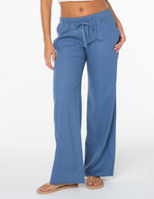 Load image into Gallery viewer, Lagoon Pant Blue Horizon Solid
