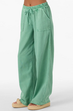 Load image into Gallery viewer, Sevie Pant 2 Green
