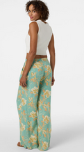 Load image into Gallery viewer, Rosalie Tiki Pants Green
