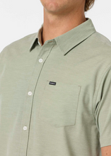 Load image into Gallery viewer, Light Check Standard Fit Shirt oil green
