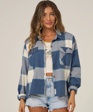 Load image into Gallery viewer, Nomad Flannel - Vintage Indigo
