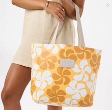 Load image into Gallery viewer, Reversible Tote Funky Plumeria - Honey
