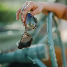 Load image into Gallery viewer, Allora Sepia Crystal + Polarized Gray Lens
