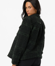 Load image into Gallery viewer, Zuma High Pile Jacket Hunter Green
