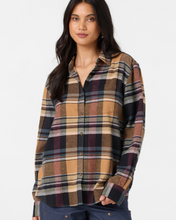 Load image into Gallery viewer, Logan Flannel Long Sleeve Top
