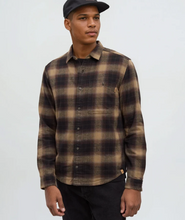 Load image into Gallery viewer, Forest Flannel Shirt ashwood storm plaid
