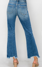 Load image into Gallery viewer, HIGH RISE CROP FLARE FRAY HEM JEANS
