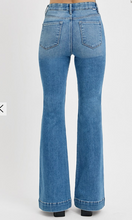 Load image into Gallery viewer, Can you dig it Jeans
