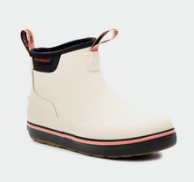 Load image into Gallery viewer, Women&#39;s Deck-Boss Ankle Boots
