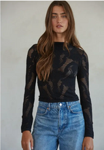 Load image into Gallery viewer, Jacquard Knit Seamless LS
