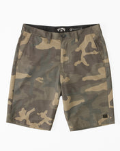 Load image into Gallery viewer, Crossfire Slub Submersible Shorts 21&quot;
