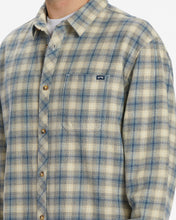 Load image into Gallery viewer, Coastline Flannel Long Sleeve Shirt
