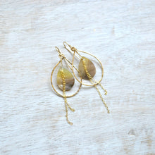 Load image into Gallery viewer, Blacklip Shell Teardrop Earrings
