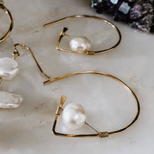 Load image into Gallery viewer, Entranced Pearl Ear Threaders

