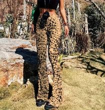 Load image into Gallery viewer, Leopard Print Flare Pants
