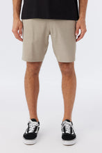 Load image into Gallery viewer, RESERVE LIGHT CHECK 19&quot; HYBRID SHORTS

