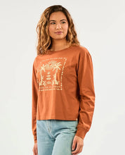 Load image into Gallery viewer, Dreamer Long Sleeve
