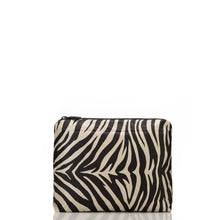 Load image into Gallery viewer, SMALL POUCH Eye of the Tiger
