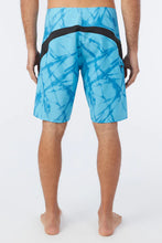 Load image into Gallery viewer, SUPERFREAK 20&quot; BOARDSHORTS
